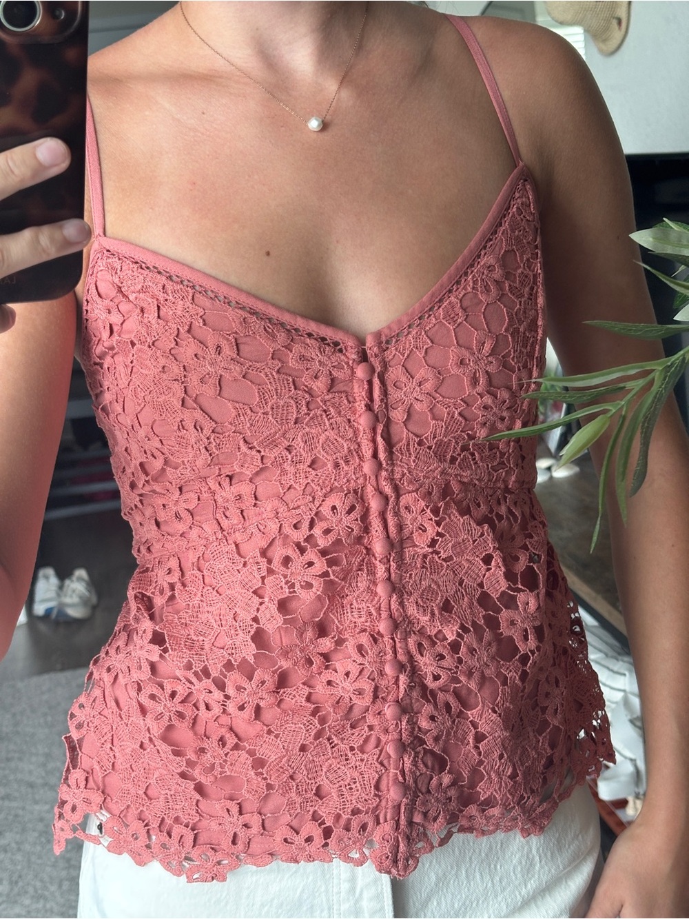 Abercrombie XS Lace Crochet Cami Top in Dusty Rose